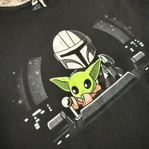 Women’s Star Wars - Mandalorian - Grogu Black Graphic T-Shirt